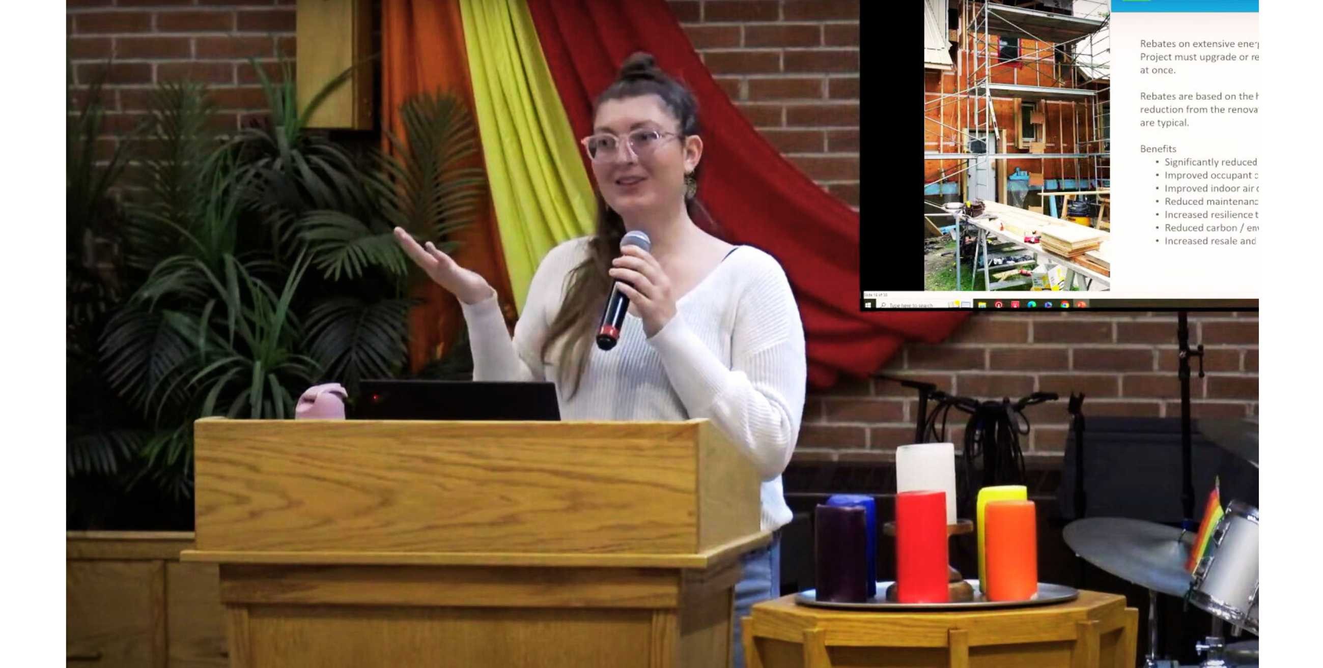 Igrid providing a presentation